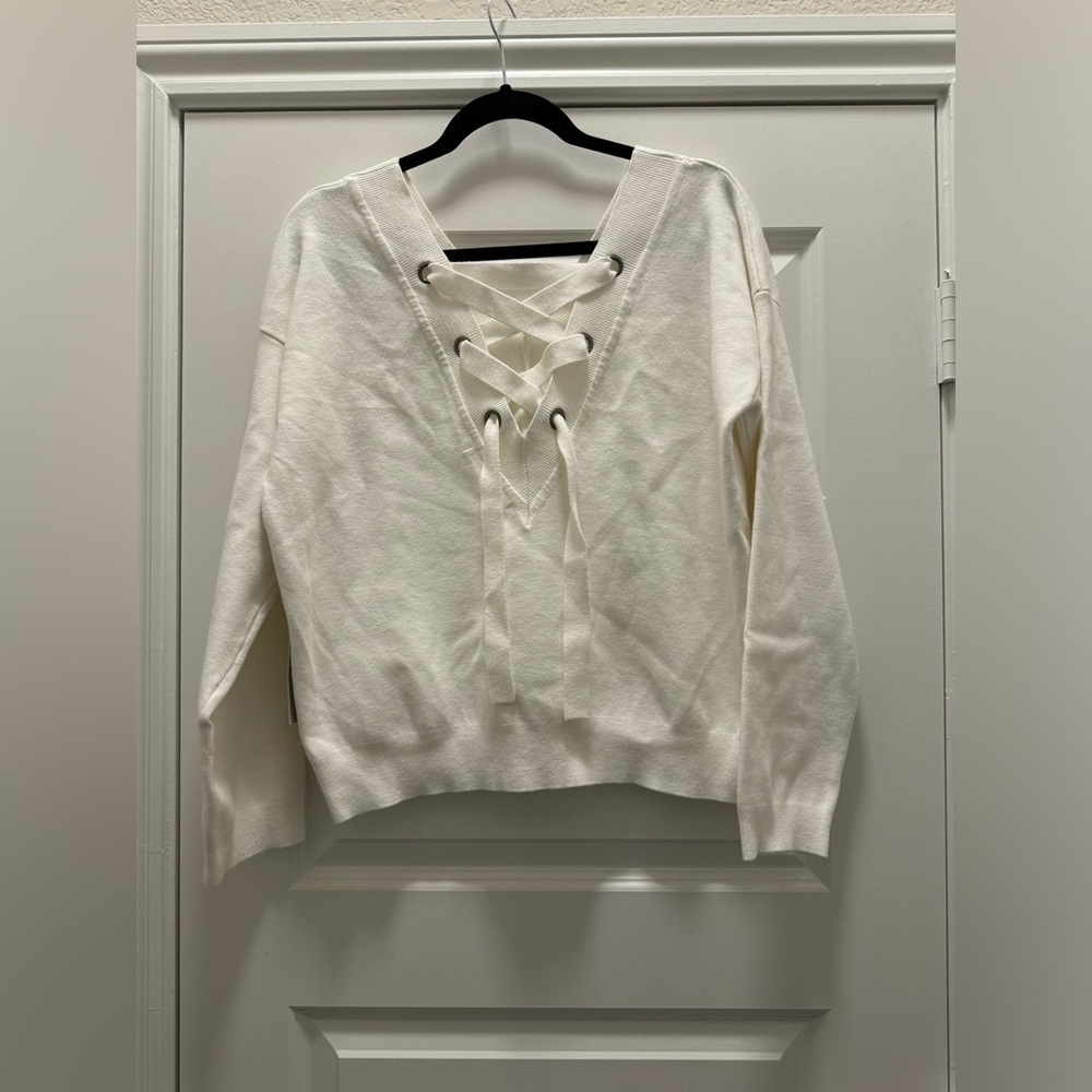 One Grey Day- Sydney Tie Pullover- White